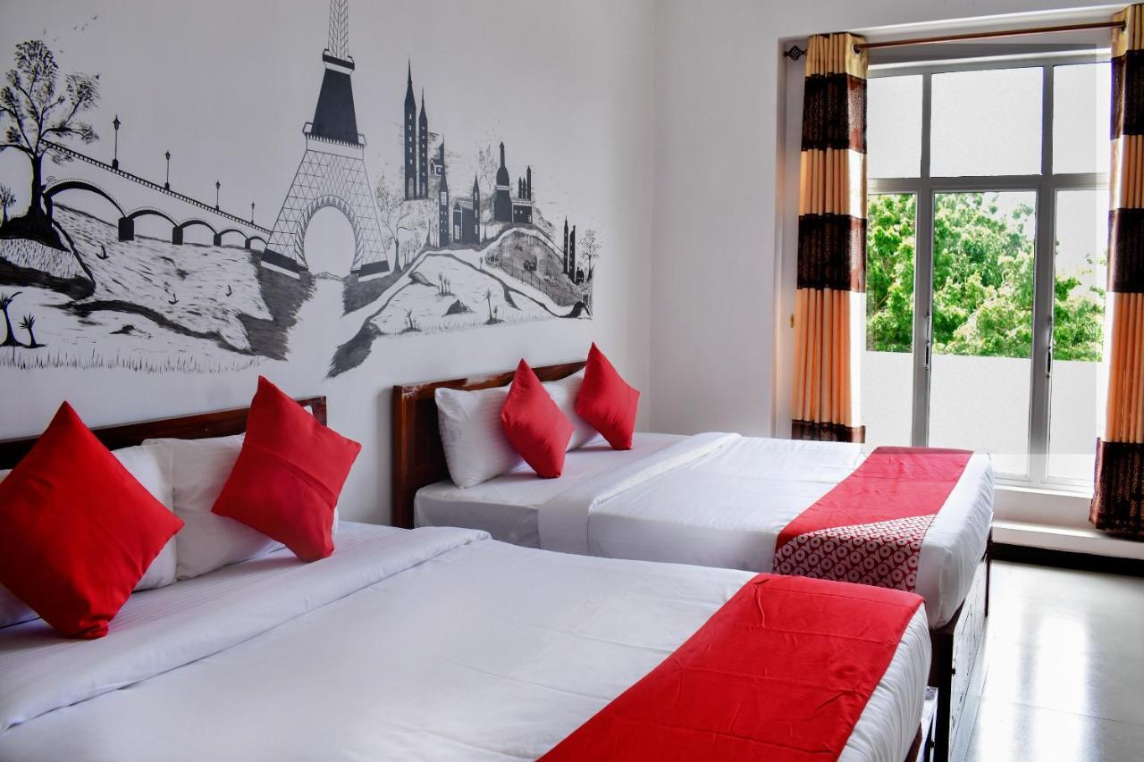 Mallika Resort ตรินโคมาลี ภายนอก รูปภาพ